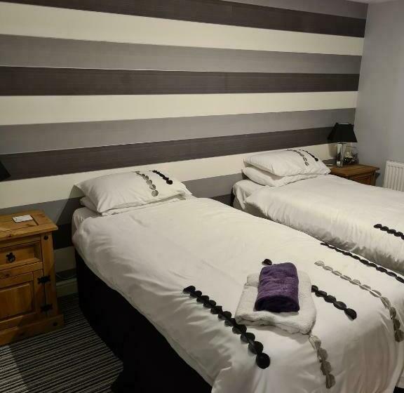 Общежитие The Kings Head Inn