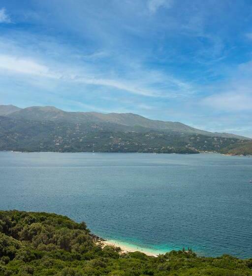 Arameras Beach Resort