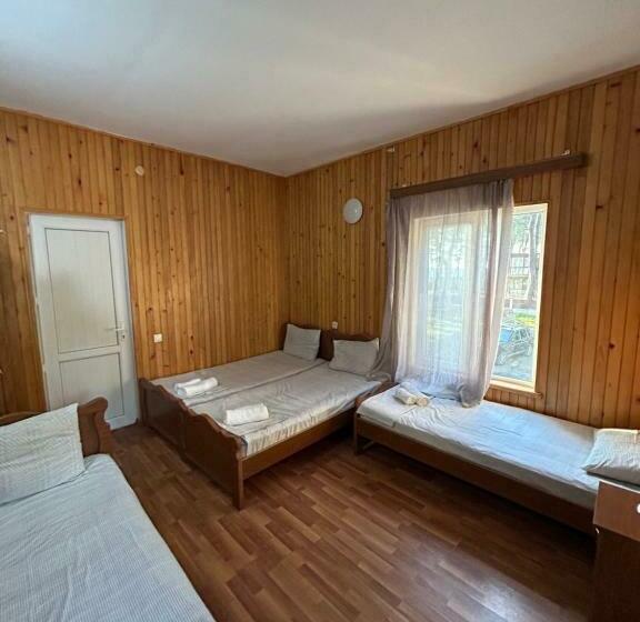 تختخواب و صبحانه Evrika Hotel Shekvetili