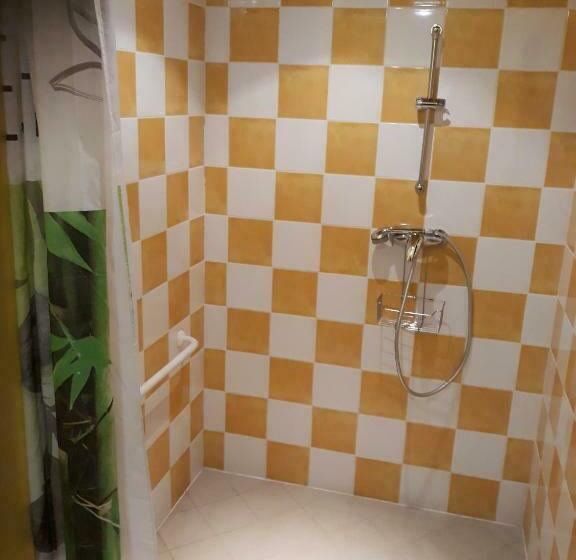 민박 Gîte De La Chanal 07