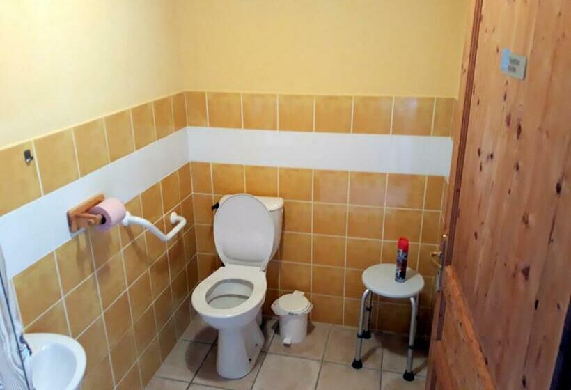 민박 Gîte De La Chanal 07