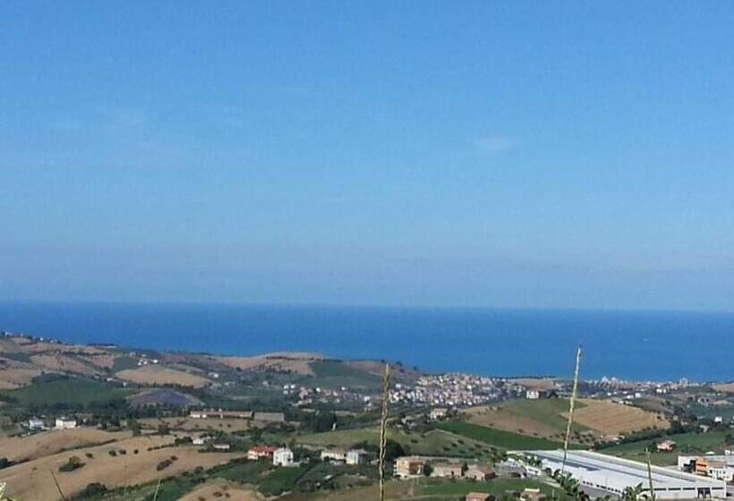 צימר La Terrazza Motta