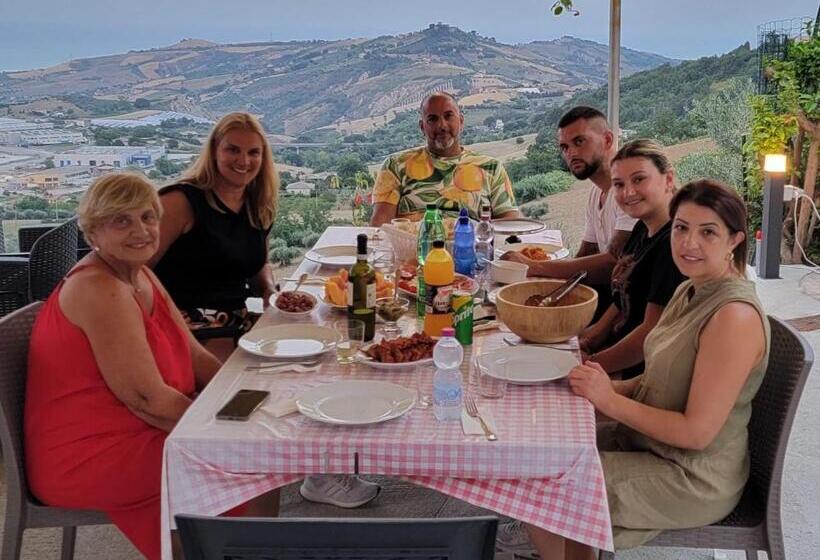 צימר La Terrazza Motta