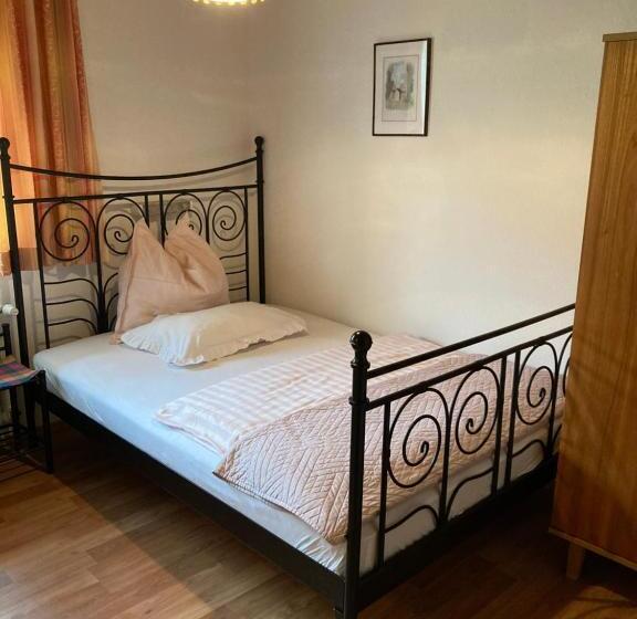 צימר Moserwirt Pension