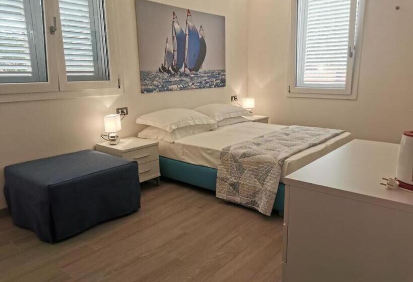 تختخواب و صبحانه Puntaalarooms