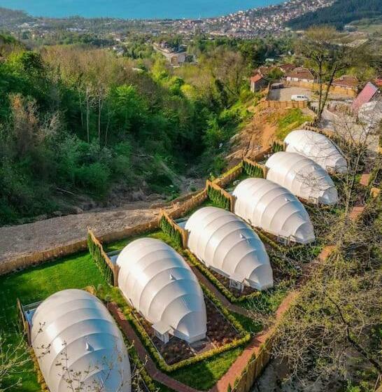 مبيت وإفطار Snai̇l House Sapanca