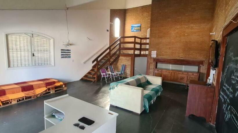 Hostel Praia 102