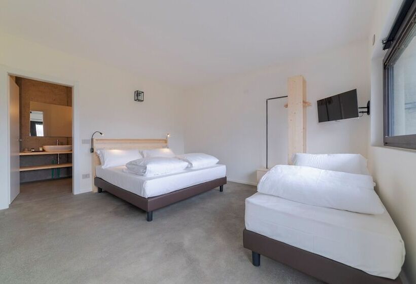 Отель Agriturismo B&b Caffè E Vino