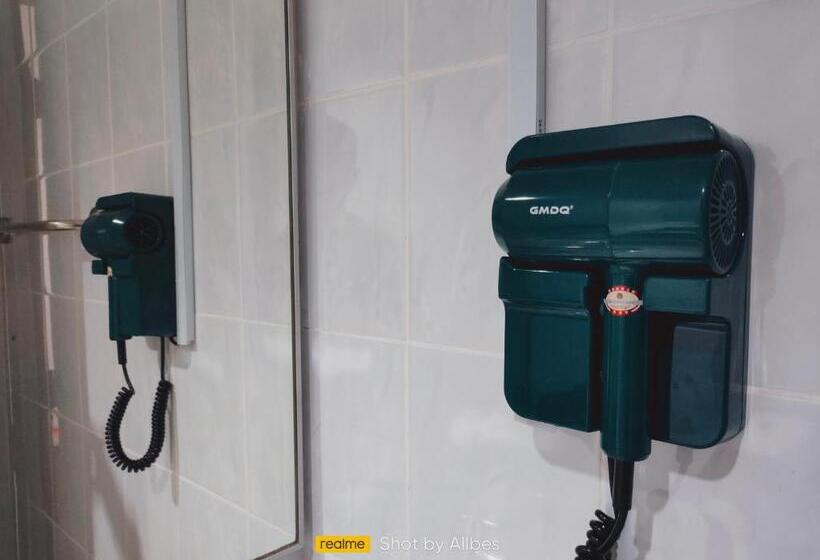 ホテル Allbes Parklands