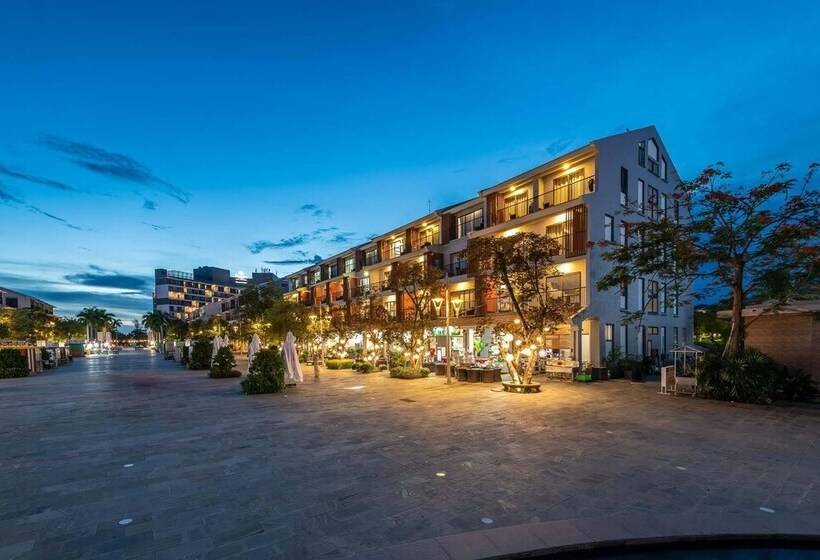 هتل Amon Phu Quoc