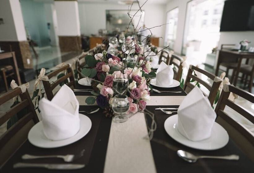 هتل Amon Phu Quoc