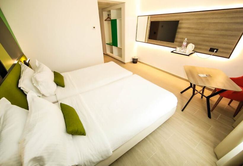 هتل Campanile El Mechtel Tunis