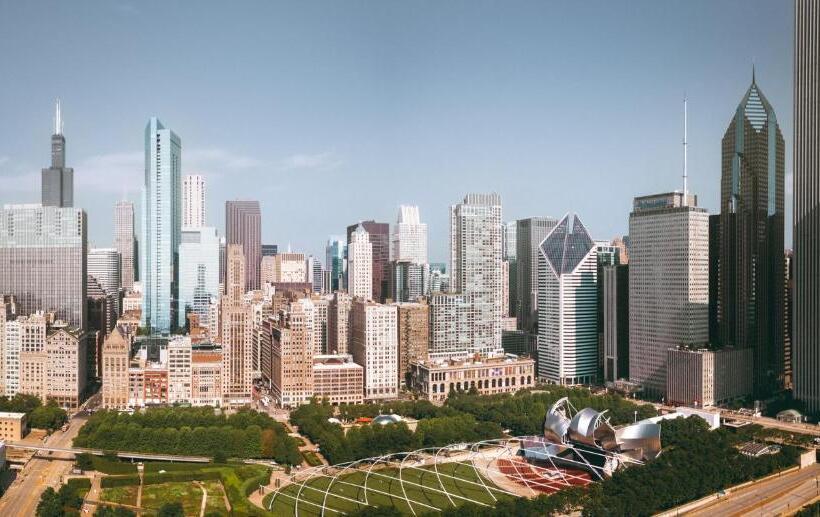 هتل Citizenm Chicago Downtown