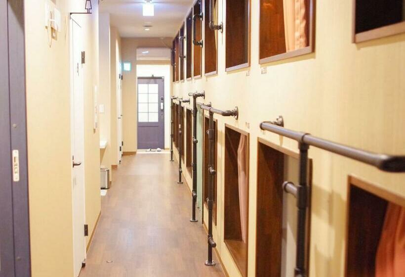 Kapselhotel 柏島ヴィレッジ