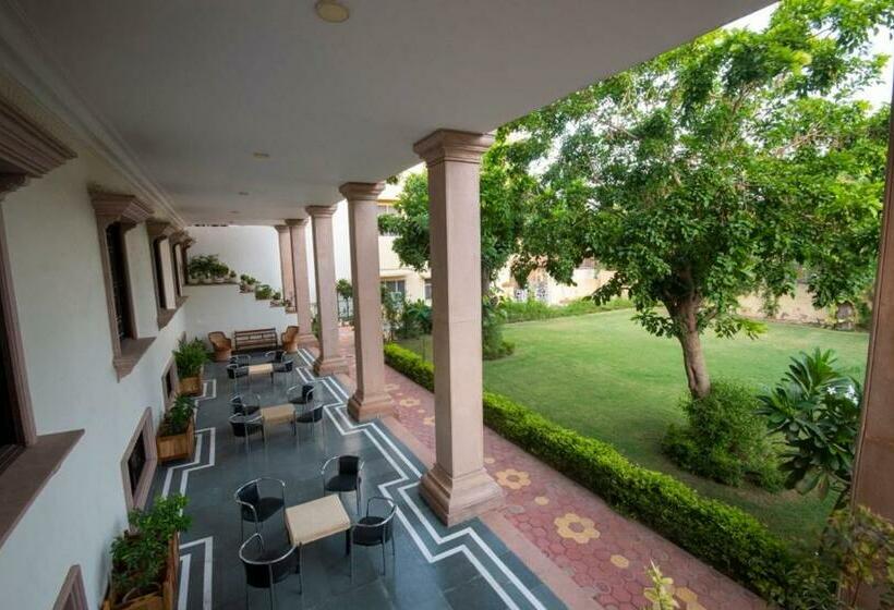 Отель Hanuwant Niwas Jodhpur