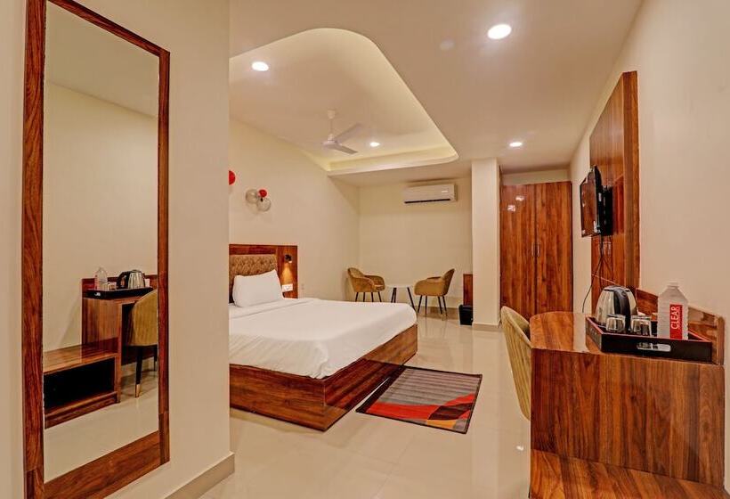 Отель Heera Grand