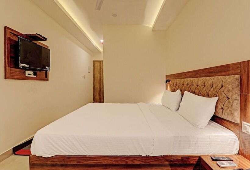 Отель Heera Grand