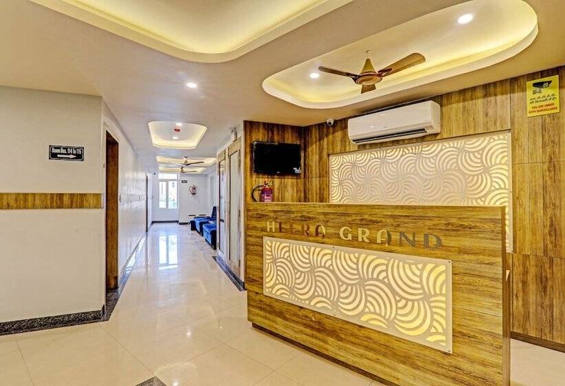 Отель Heera Grand