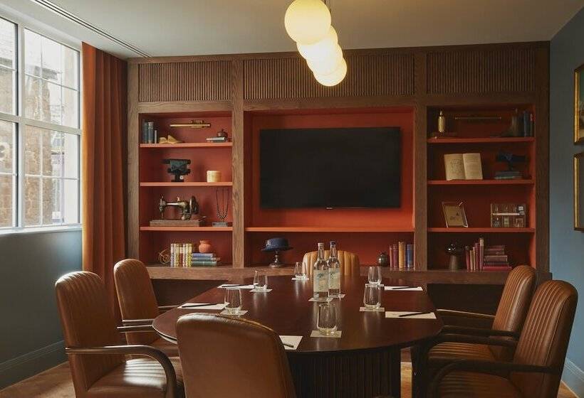 هتل Indigo Exeter, An Ihg