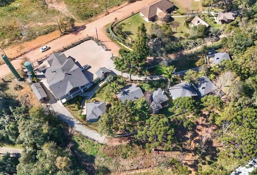 ホテル Pousada Gressoney Mountain