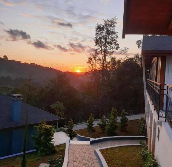 ホテル Pousada Gressoney Mountain