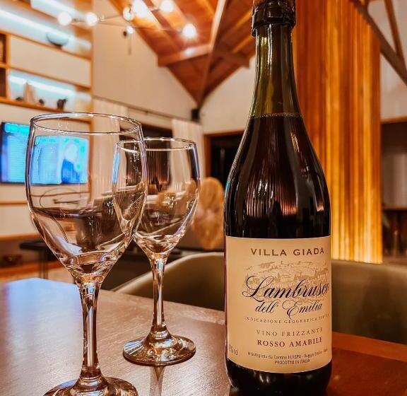 ホテル Pousada Gressoney Mountain