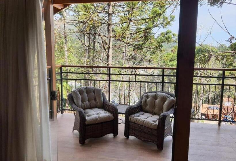 ホテル Pousada Gressoney Mountain