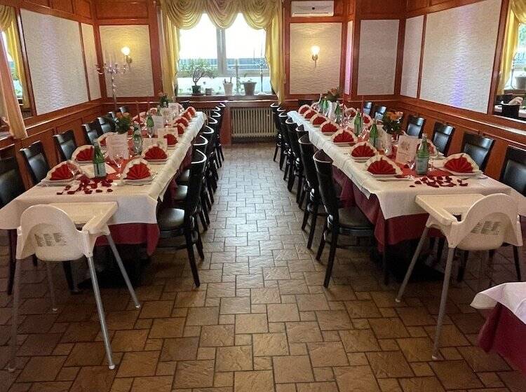 Отель Restaurant Villa Romana