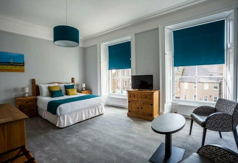 בית מלון כפרי The Juniper Rooms