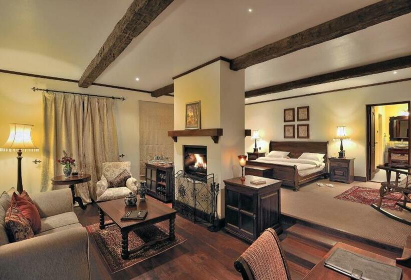 Отель The Manor At Ngorongoro