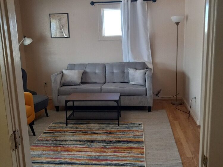 فندق على الطريق Little Canyon Inn