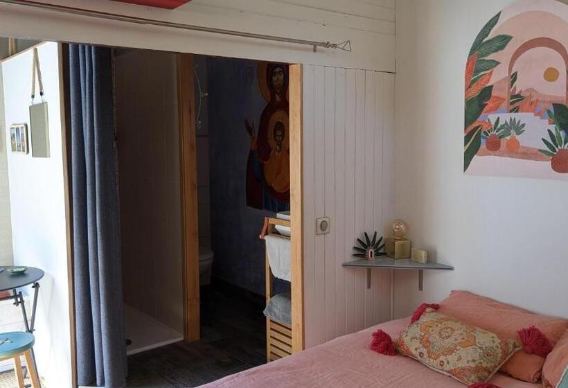 Пансион Le Petit Ecrin, 80 M De La Mer