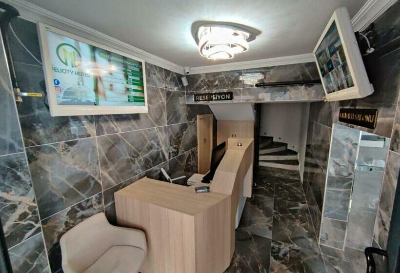 Ada Feli̇ci̇ty Otel