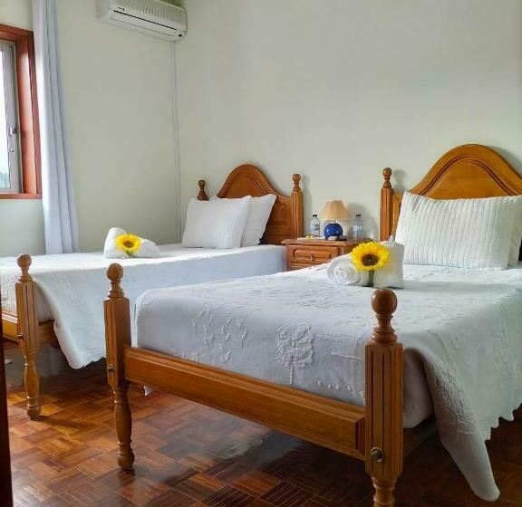 Bed and Breakfast Anoitecer Itinerante Al   Antiga Residencial O Garfo