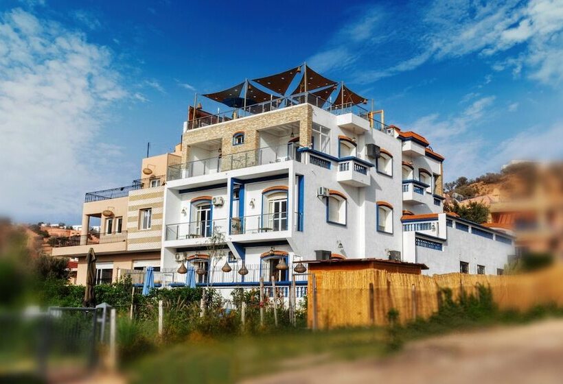 تختخواب و صبحانه Blue Wave Lodge