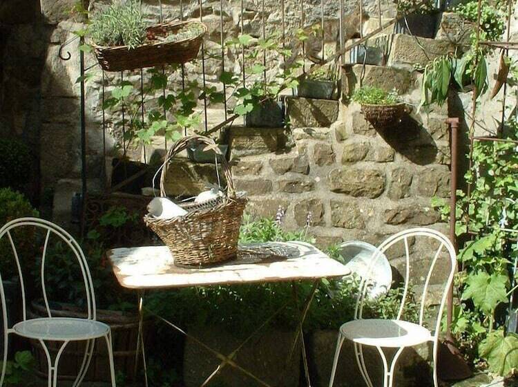 צימר Château De Rosans