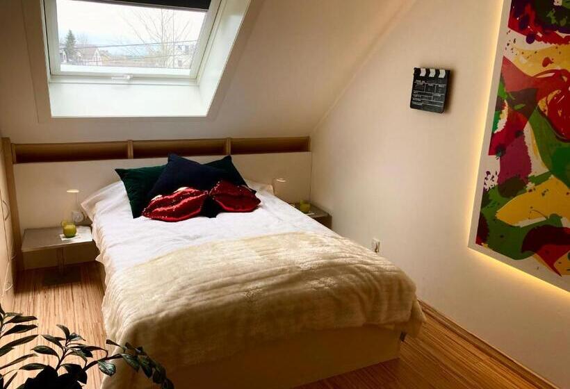 ベッドアンドブレックファースト Sleep Inn Bed&breakfast