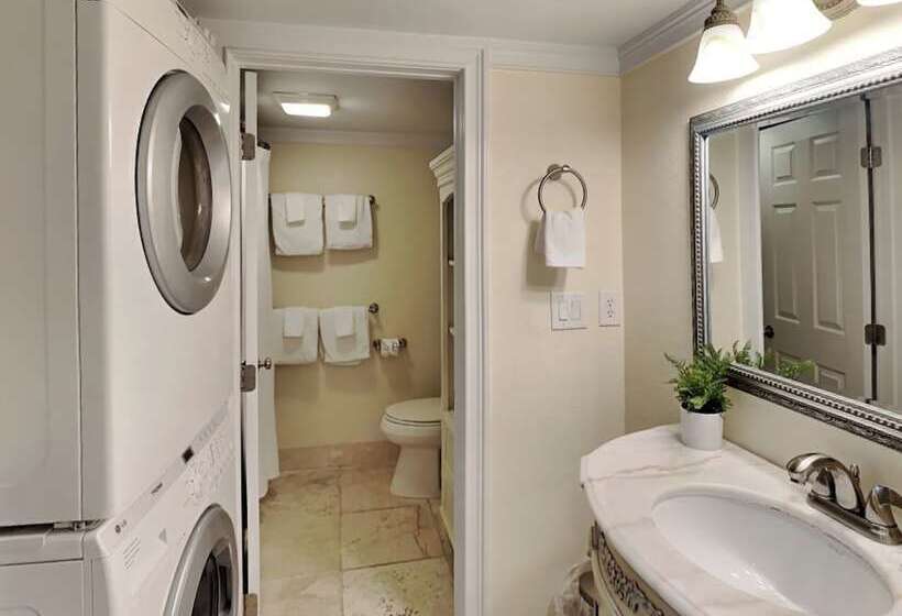 Buena Vida Townhomes By Southern Vacation Rentals