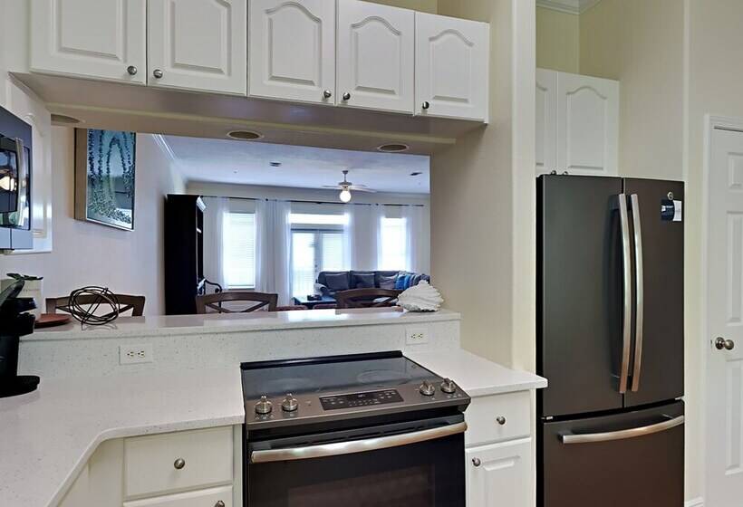 Gulf Place Spires #16b   Relaxation Station