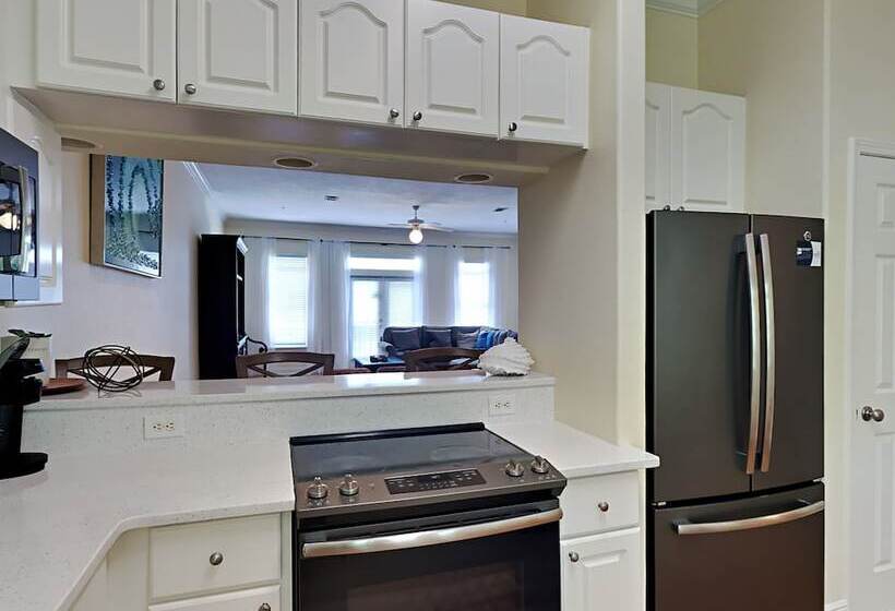 Gulf Place Spires #16b   Relaxation Station