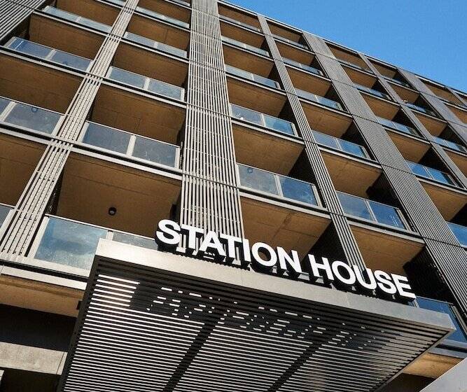 Home Suite Hotels Station House