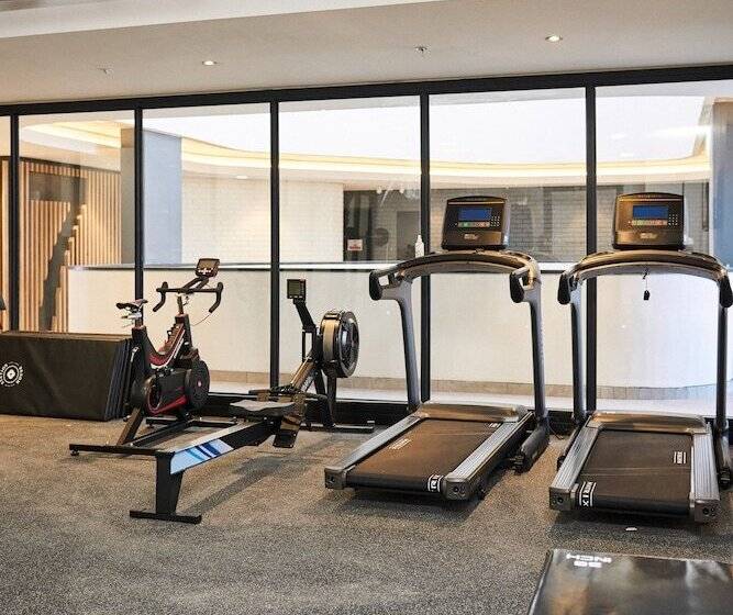 Home Suite Hotels Station House