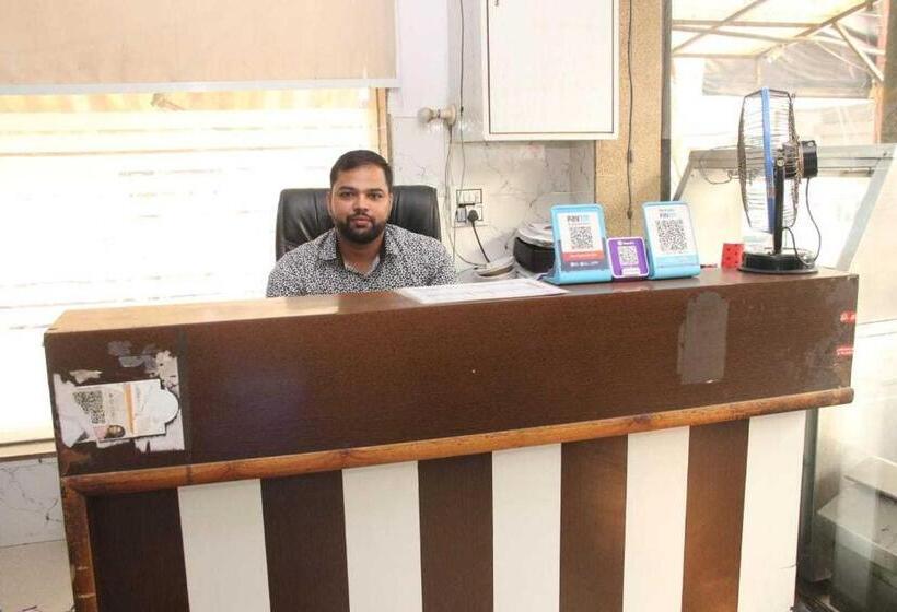 فندق O Food Plaza