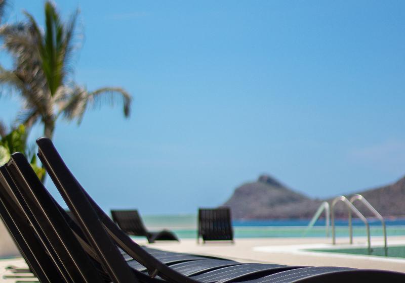 Отель Viaggio Resort Mazatlan