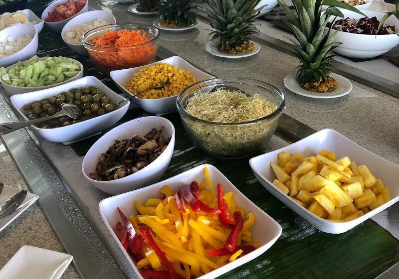 Отель Viaggio Resort Mazatlan