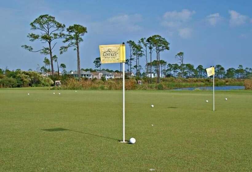 La Salbadora #402c At Lost Key