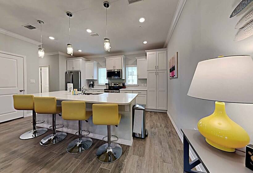 Lost Key Townhomes #14306   Hummingbird Hideaway