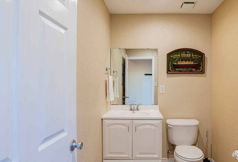 Moonlight Beach Villa By Southern Vacation Rentals