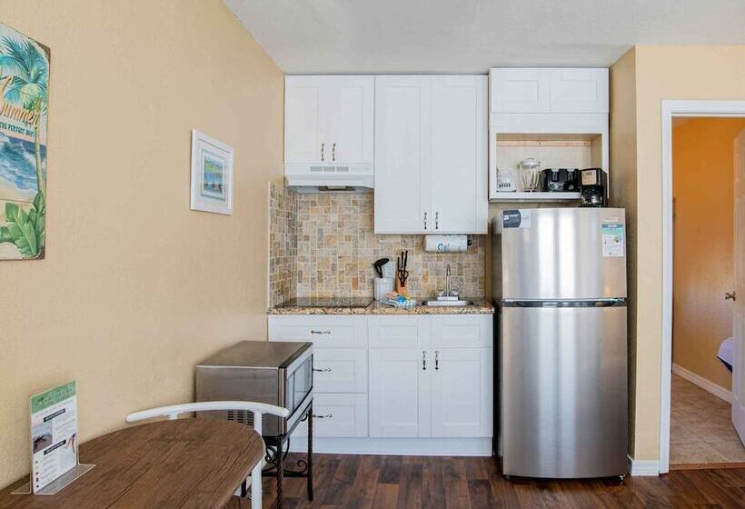 Moonlight Beach Villa By Southern Vacation Rentals