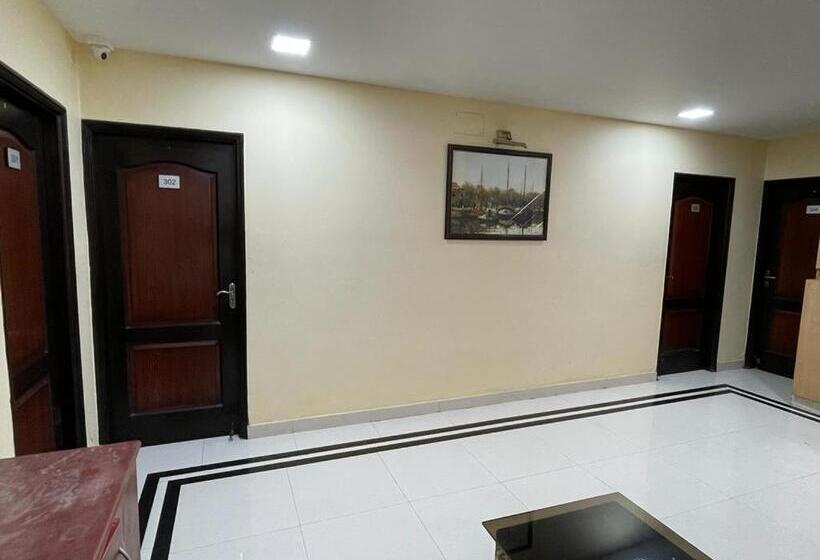 Nakshatree Hotels, Maruthi Residency  Mogappair